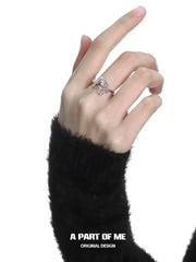 แหวนเปิดทรงเพทาย S925 เงินสเตอร์ลิงปรับขนาดได้ Butterfly Cage™