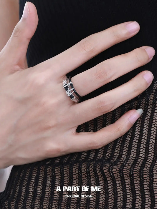 Dark Matter S925 Sterling Silver แหวนหนังสองชั้นปรับขนาดได้™