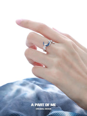 แหวนเงินสเตอร์ลิง S925 Indigo Curve สีน้ำเงินเข้มลายพระจันทร์ ปรับขนาดได้™