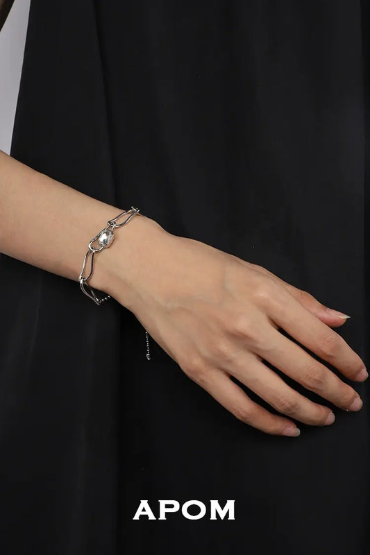 สร้อยข้อมือพลอยชุบแพลตตินัม 18K จาก LIMERENCE™