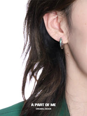 ต่างหูรูปงูจิ๋วเงินสเตอร์ลิง S925 จากบ้านสลิธีริน™