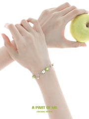 สร้อยข้อมือแอปเปิ้ลเขียวชุบแพลตตินัม 18K รุ่น Summer Fruity™
