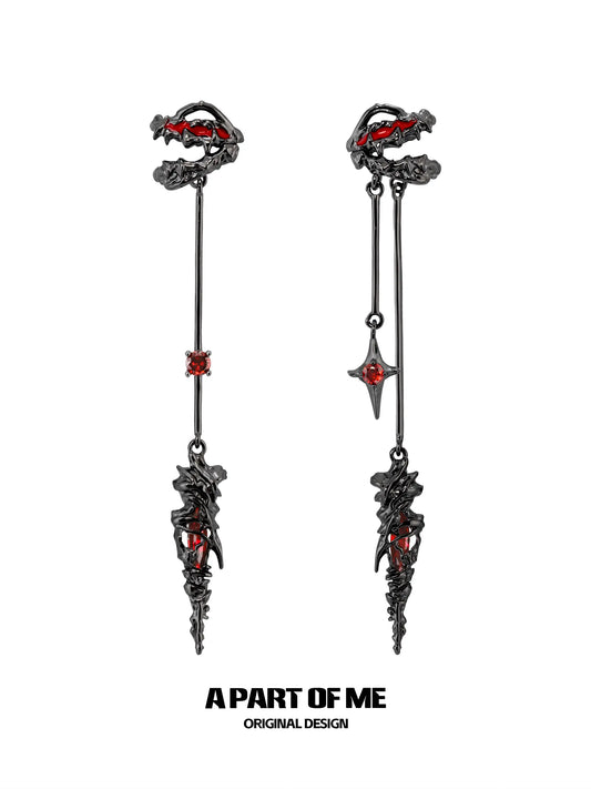 Dark Crows Red Moissanite 18K Black Gold Plated Dark Aesthetic Earclips Ear Clips™