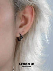 Dark Crows 18K Platinum Plating Captive Raven Earrings™