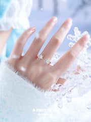 Hello Winter 925 Sterling Silver Adjustable Snowflake and Star Ring™