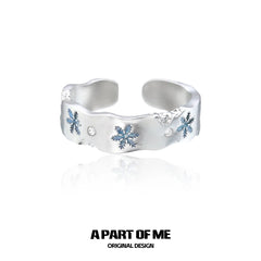 Hello Winter 925 Sterling Silver Textured Snowflake Adjustable Open Ring™