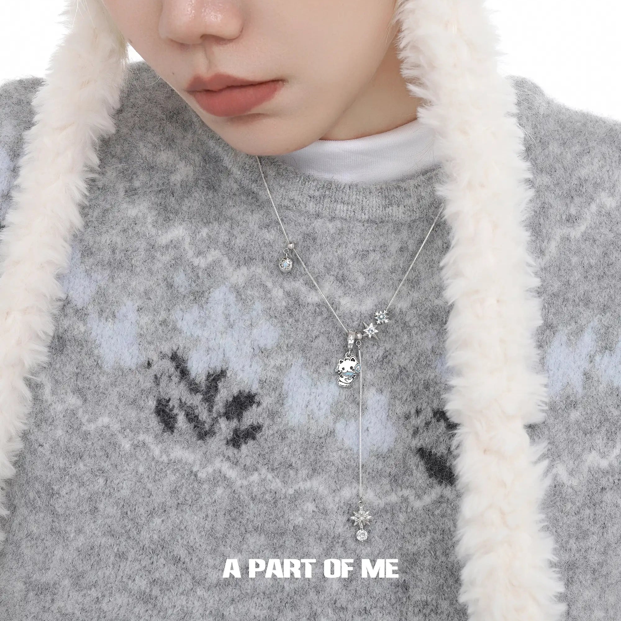 Hello Winter Meow 18K Platinum Plated Soft-Hearted Cat Design Pull-Through Necklace™
