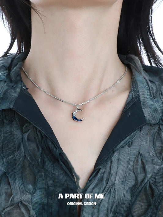 Indigo Curve 18k Platinum Plating Dark Blue Moon Necklaces™