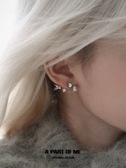 Siren's Song Colored Glass Beads 925 Platinum Plating Fish ＆ Bird Stud Earrings™