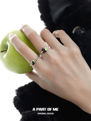 แหวนเงินสเตอร์ลิง 925 ลายลูกแมวดำและแอปเปิ้ลเขียว Summer Fruity™