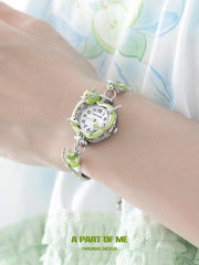Summer Fruity Pull-out Apple Watch™