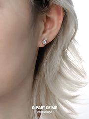 ต่างหูสตั๊ดเปลือกหอยสีขาวธรรมชาติ ชุบทองคำเหลือง 18K เงินสเตอร์ลิง S925 Whiterfly™