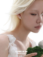 Winged Grace 925 Platinum Plating Stud Earrings™